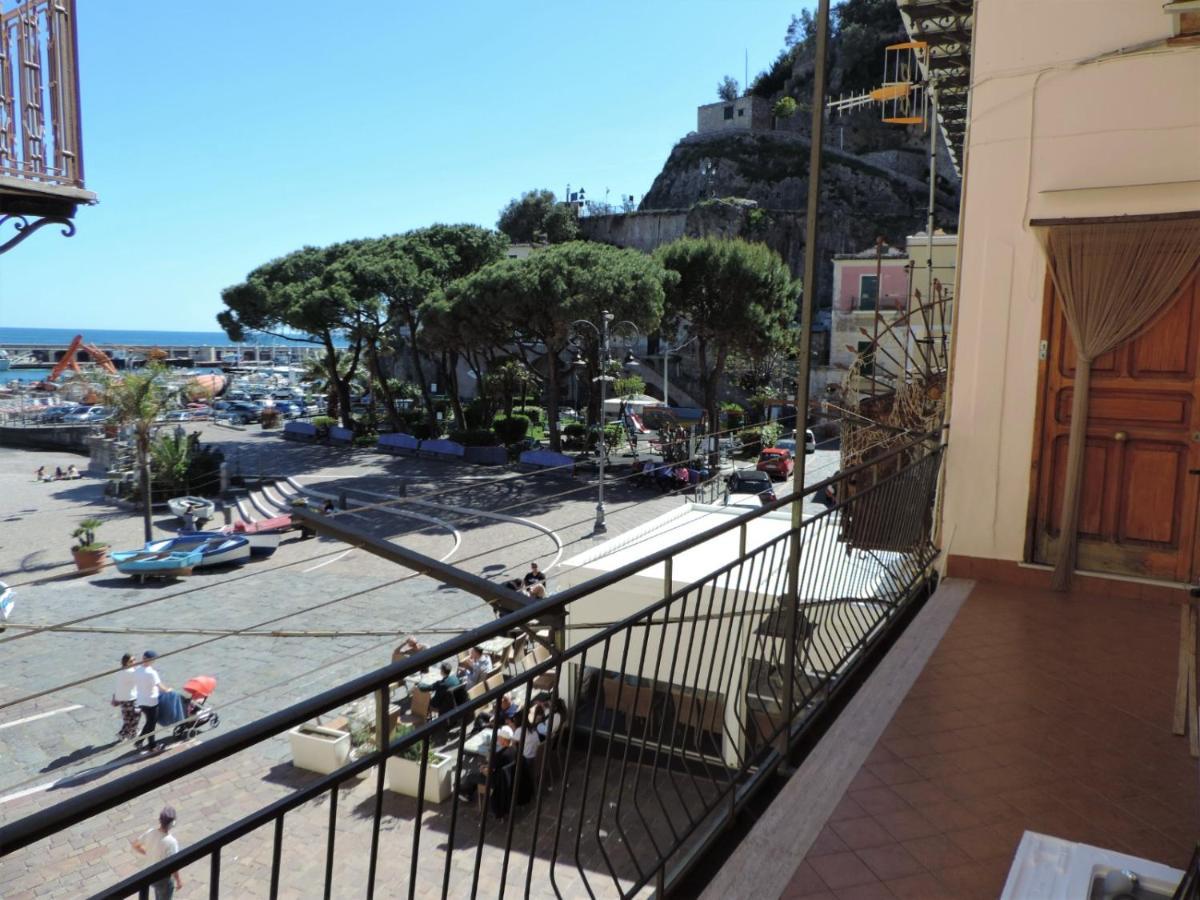 Casa Vacanze "Il Baffo E Il Mare" Cetara Eksteriør billede