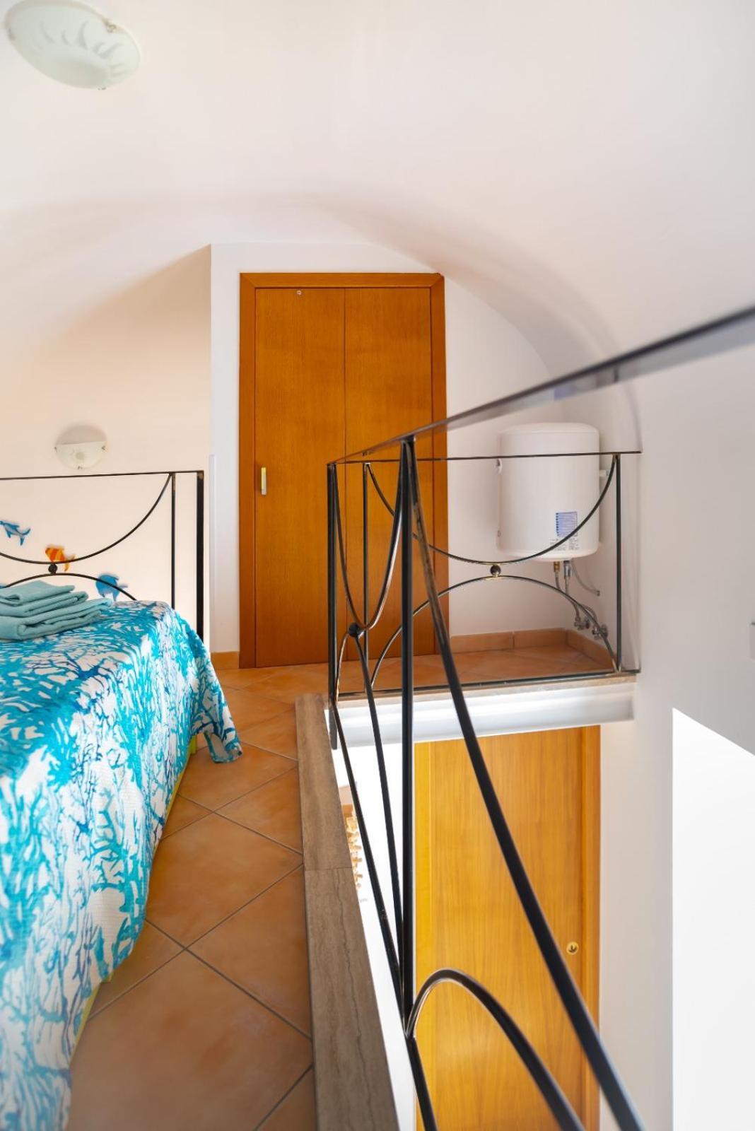 Casa Vacanze "Il Baffo E Il Mare" Cetara Eksteriør billede